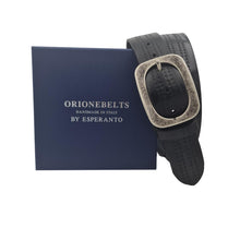 Carica l'immagine nel visualizzatore di Gallery, Cintura 4 cm in cuoio Nero lavorato a mano con fibbia Argento America