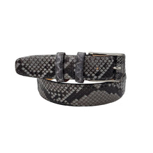 Carica l'immagine nel visualizzatore di Gallery, Cintura 3,5 cm in Pelle di Pitone grigio Lucido con riporto in pitone su fibbia anallergica