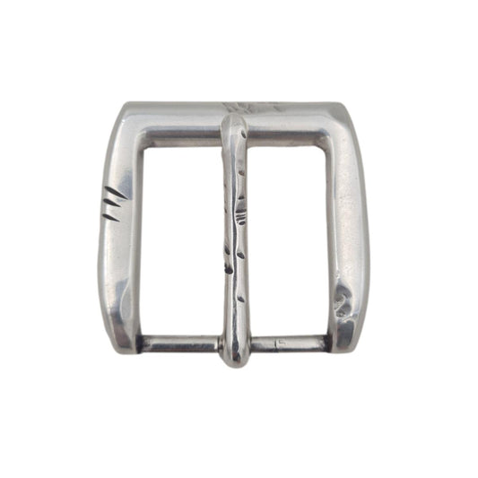 Fibbia 4 cm con passante metallico, intagli estetici