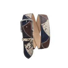 Carica l'immagine nel visualizzatore di Gallery, Cintura 4 cm Blu in  Pitone , Struzzo e Pelle scamosciata con fibbia anallergica