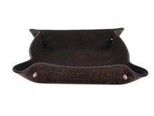 Carica l'immagine nel visualizzatore di Gallery, Svuotatasche in vero cuoio foderato in pelle Scamosciata - Stampa Coccodrillo Marrone