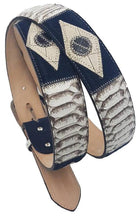 Carica l'immagine nel visualizzatore di Gallery, Cintura 4 cm  con vera pelle di pitone e pelle scamosciata  Fibbia Nichel free - Blu - ESPERANTOBELTS