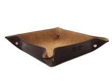 Carica l'immagine nel visualizzatore di Gallery, Svuotatasche Fatto a Mano in Vero Cuoio Resistente con Interno Scamosciato - Graffiato - ESPERANTOBELTS