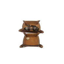 Carica l'immagine nel visualizzatore di Gallery, Coppia di Svuotatasche in vera pelle foderati in morbido scamosciato  - Marrone