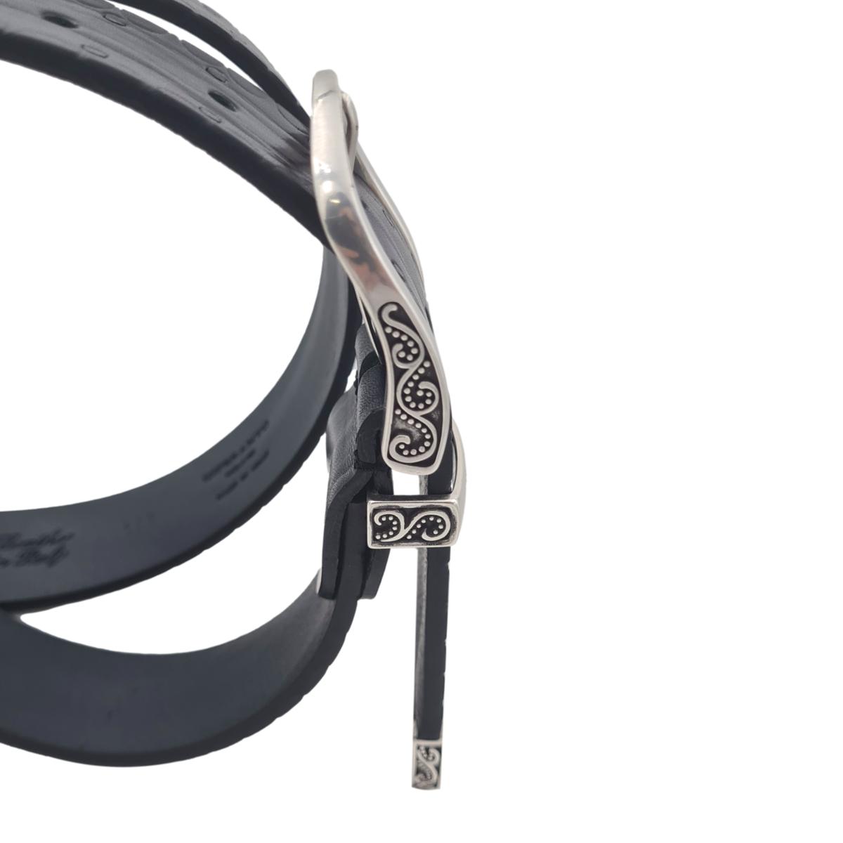 Cintura 3,5 cm in cuoio Nero con Passante e puntale metallici con fantasie tribali