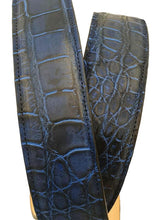 Carica l&#39;immagine nel visualizzatore di Gallery, Cintura 4 cm in Coccodrillo Blu Sfumato con fibbia Lavorata e fodera Nabuk
